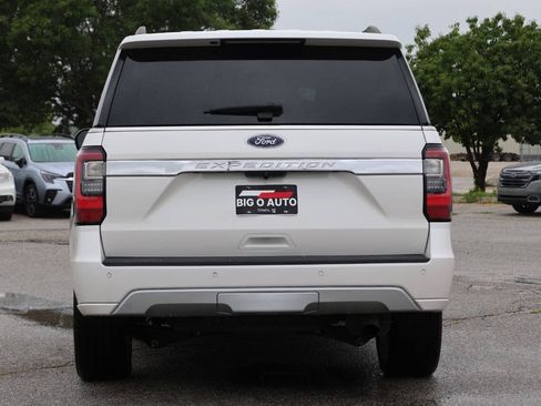 Used 2019 Ford Expedition Limited w/ Equipment Group 302A AWD/4WD image 10