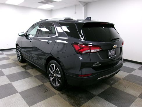 Certified 2022 Chevrolet Equinox Premier image 2