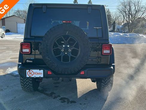 Used 2025 Jeep Wrangler Unlimited Sport S 4xe image 7