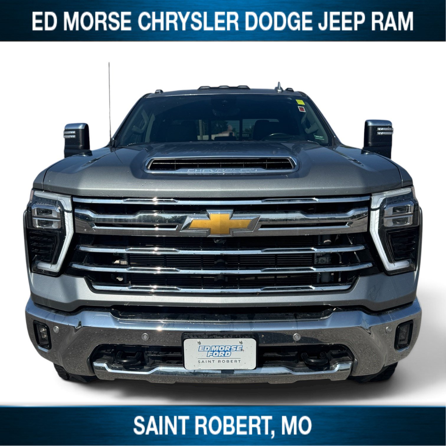 Used 2024 Chevrolet Silverado 2500 LTZ w/ LTZ Plus Package AWD/4WD image 2