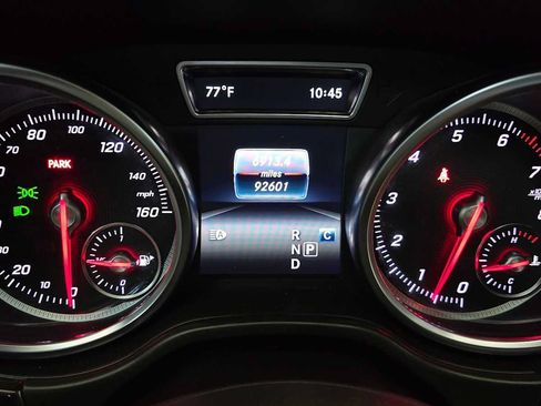 Used 2019 Mercedes-Benz GLE 400 4MATIC image 27