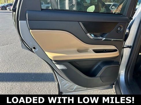 Used 2021 Lincoln Corsair Reserve w/ Elements Package image 13