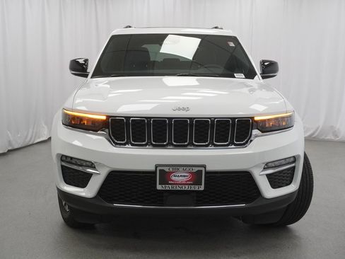 Certified 2024 Jeep Grand Cherokee Limited image 9