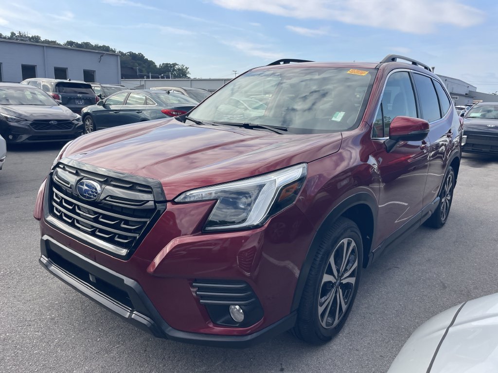 Used 2023 Subaru Forester Limited w/ Popular Package #3 AWD/4WD image 3