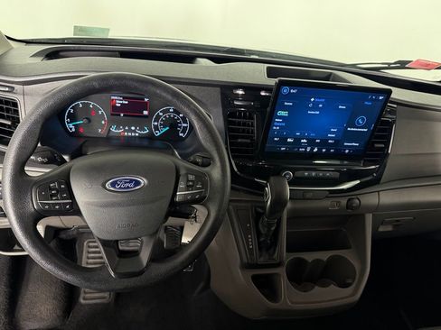 Used 2024 Ford Transit 350 XLT image 15