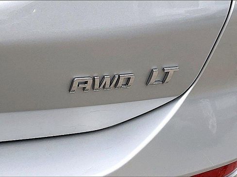 Used 2022 Chevrolet Equinox LT image 23