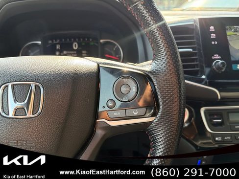Used 2024 Honda Passport Black Edition image 32