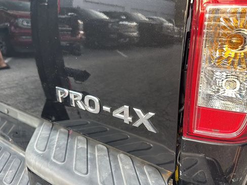 Used 2020 Nissan Frontier PRO-4X w/ Pro-4x Utility Package image 44