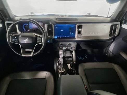Used 2021 Ford Bronco First Edition AWD/4WD image 28