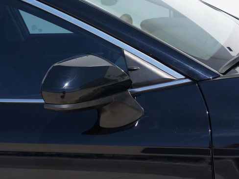 Used 2019 Toyota Camry LE image 17