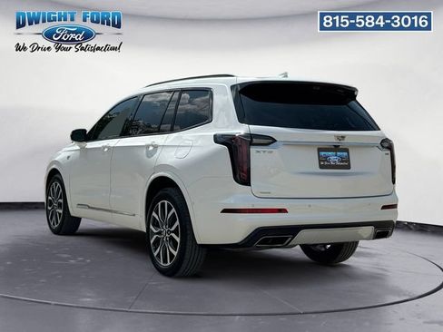 Used 2024 Cadillac XT6 Sport w/ Technology Package AWD/4WD image 3