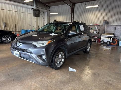 Used 2016 Toyota RAV4 Limited FWD image 3