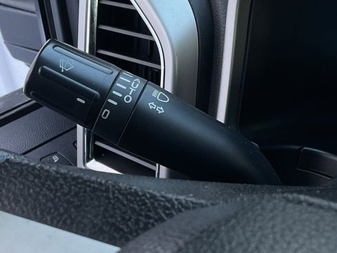 Used 2018 Ford F250 Lariat w/ Lariat Ultimate Package image 34