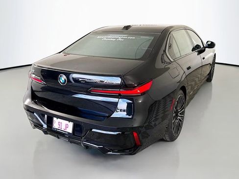 Used 2026 BMW 740i xDrive image 7