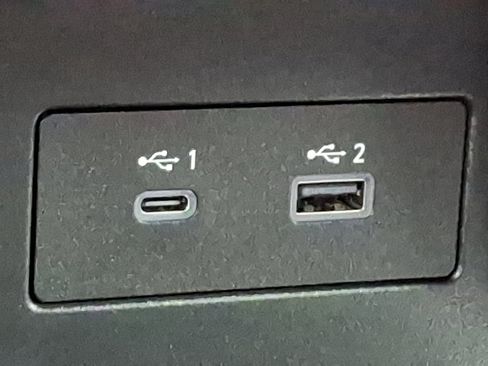 Used 2020 Nissan Titan SV w/ SV Convenience Package image 24