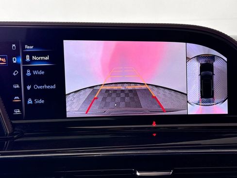 Used 2021 Cadillac Escalade Sport Platinum image 14