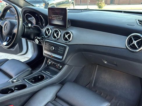 Used 2020 Mercedes-Benz GLA 250 4MATIC image 31