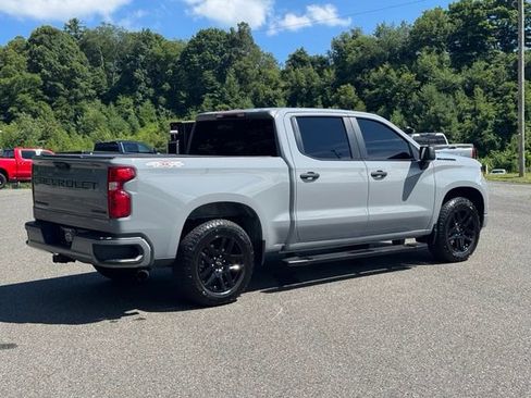 Used 2025 Chevrolet Silverado 1500 Custom w/ Turbomax Blackout Package AWD/4WD image 8
