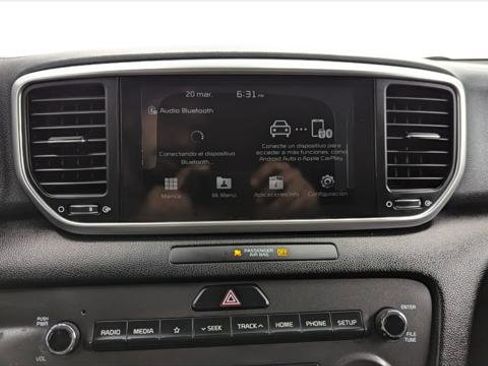 Used 2020 Kia Sportage LX image 26