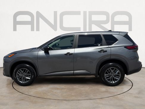 Used 2024 Nissan Rogue S FWD image 7