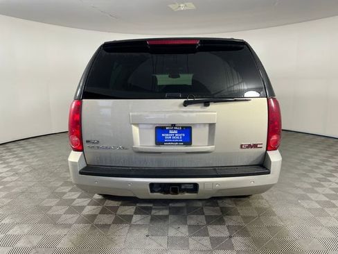 Used 2008 GMC Yukon XL SLT image 24