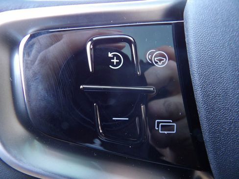 New 2026 Volvo EX30 Ultra w/ Protection Package Premier image 14