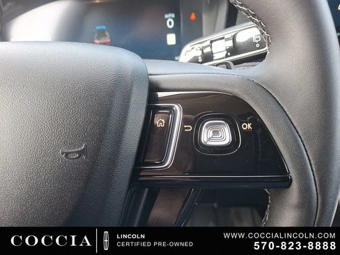 Certified 2024 Lincoln Corsair AWD image 23
