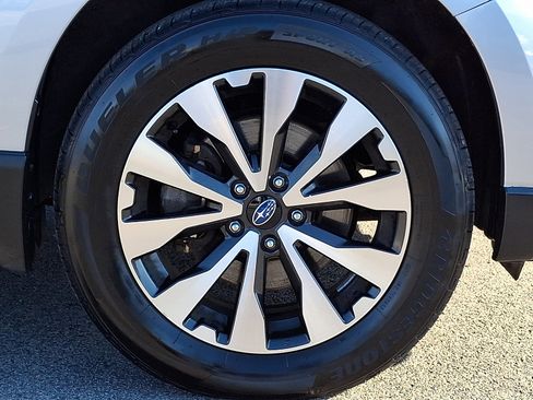 Used 2016 Subaru Outback 2.5i Limited w/ Popular Package #4 image 8