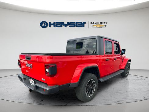 Used 2020 Jeep Gladiator Overland w/ Dual Top Group AWD/4WD image 4