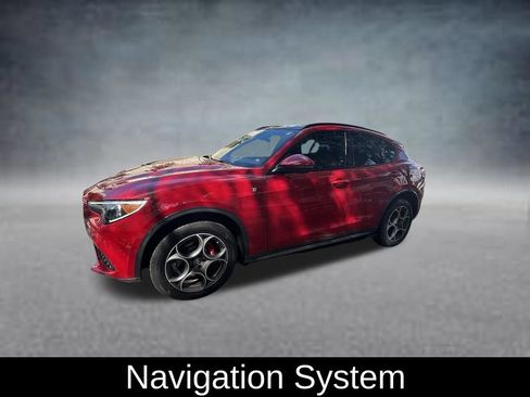 Used 2022 Alfa Romeo Stelvio Ti AWD/4WD image 3
