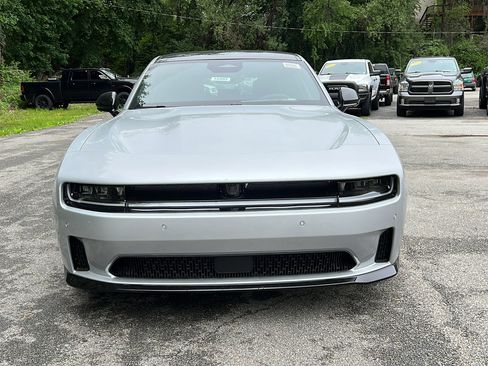 New 2024 Dodge Charger R/T w/ Plus Group image 8