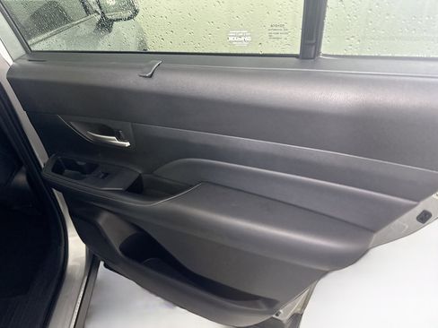 Used 2025 Toyota Grand Highlander XLE image 31