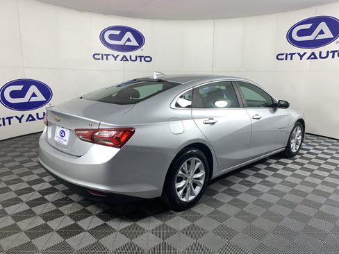 Used 2021 Chevrolet Malibu LT image 3