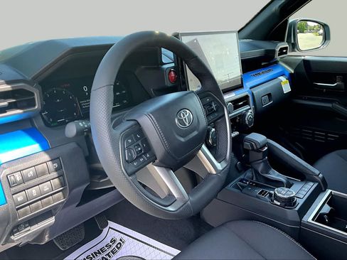 New 2026 Toyota Tacoma TRD Off-Road AWD/4WD image 8