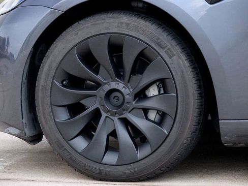 Used 2022 Tesla Model 3 Long Range image 24