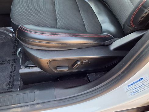 Used 2023 Ford Escape ST-Line w/ Tech Pack #1 AWD/4WD image 31