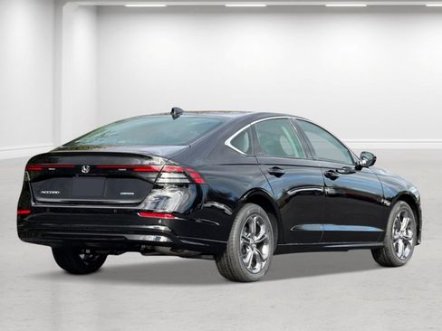 New 2026 Honda Accord EX-L image 5