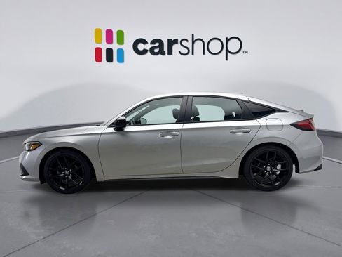 Used 2022 Honda Civic Sport image 2