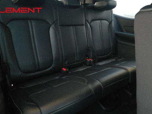 Used 2023 Jeep Wagoneer 4WD image 11