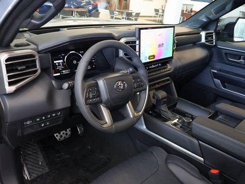 Used 2026 Toyota Sequoia Platinum w/ TRD Off-Road Package AWD/4WD image 5