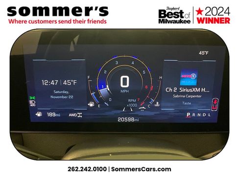 Used 2025 Chevrolet Traverse LT image 13