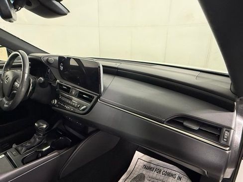 Used 2023 Lexus ES 350 350 w/ Premium Package image 32