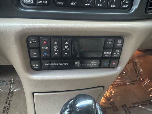 Used 2002 Buick Regal LS w/ LS Premium Pkg image 23