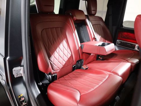 Used 2025 Mercedes-Benz G 63 AMG 4MATIC image 72