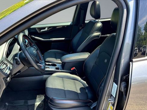 Used 2023 Ford Escape ST-Line w/ Tech Pack #1 AWD/4WD image 23