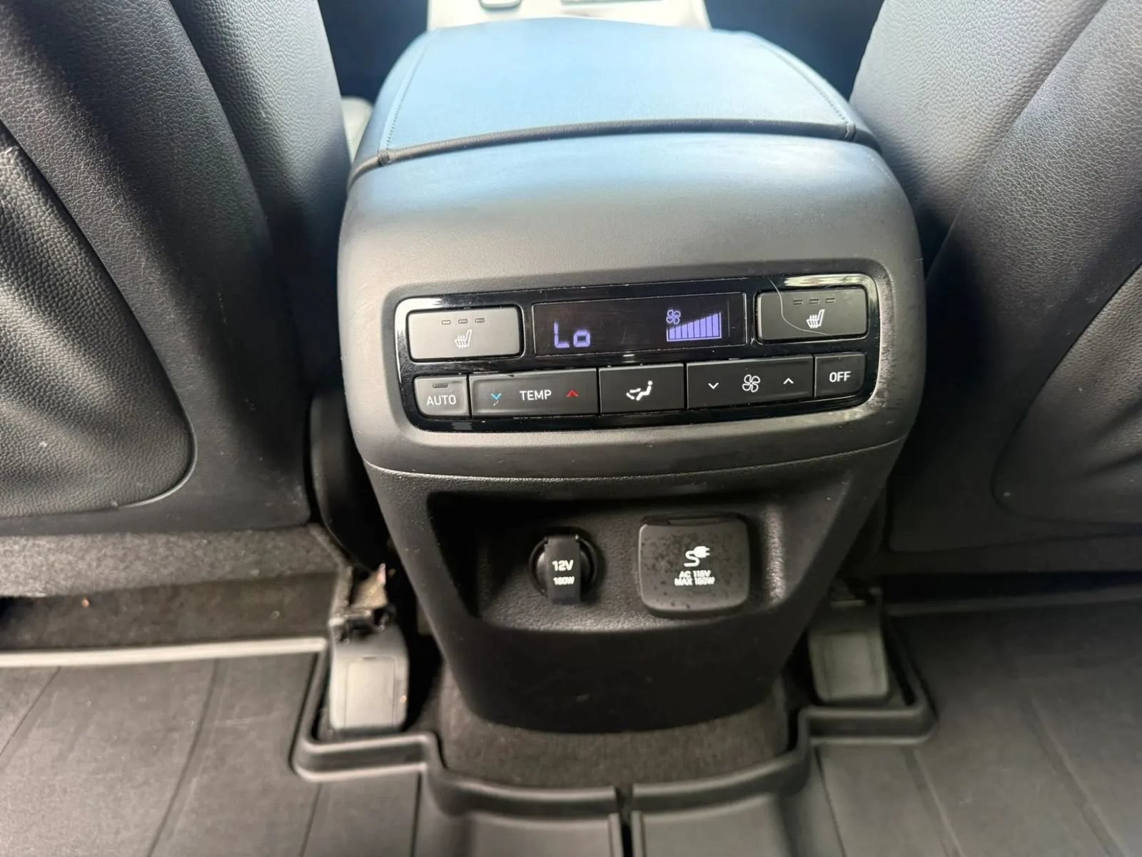 Used 2021 Hyundai Palisade SEL w/ Premium Package FWD image 34