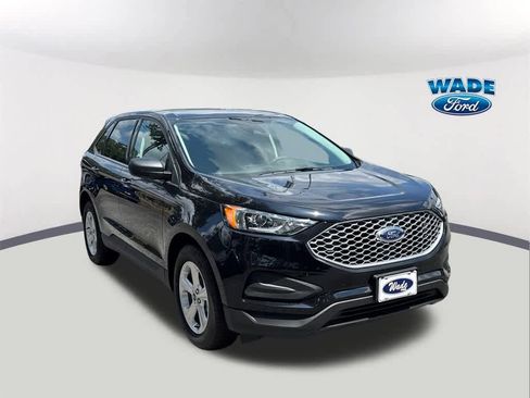 New 2024 Ford Edge SE image 3