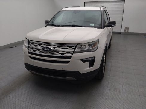 Used 2019 Ford Explorer XLT w/ Equipment Group 202A AWD/4WD image 15