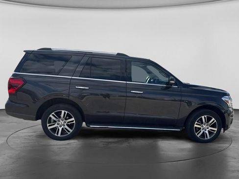 Used 2022 Ford Expedition Limited AWD/4WD image 13