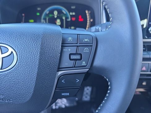 Certified 2025 Toyota Camry SE image 22